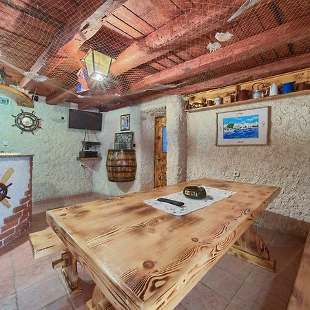 Apartments Ivan Porat Малинска Экстерьер фото